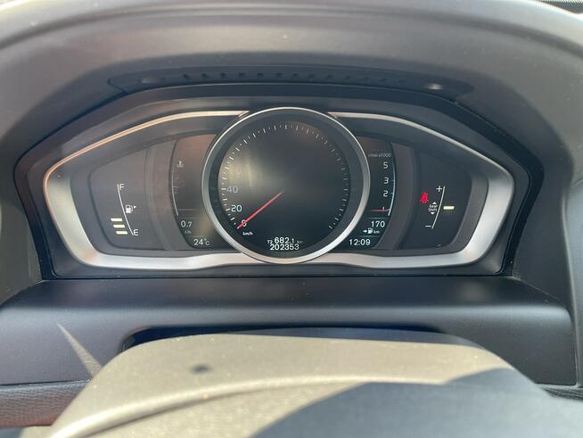 Volvo XC 60 D4 AWD Skóra Pamięć Podgrzewanie  HAK Gliwice - zdjęcie 7