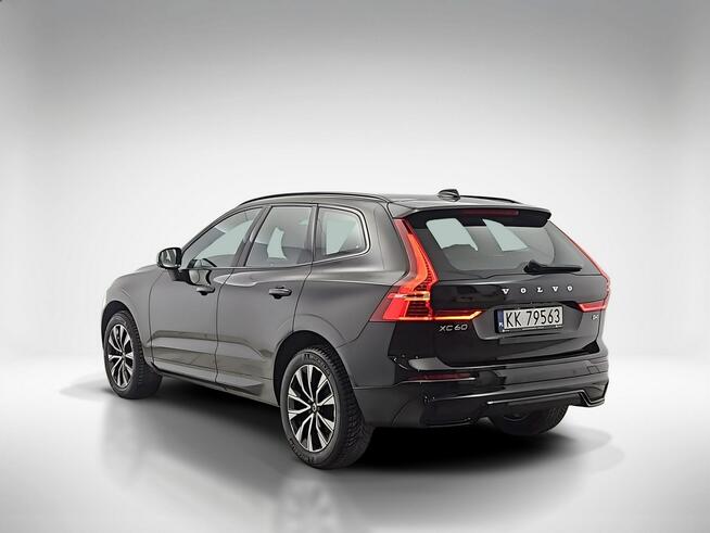 Volvo XC 60 B4 D Plus Dark aut ! Z Polskiego Salonu ! Faktura Vat ! Warszawa - zdjęcie 3