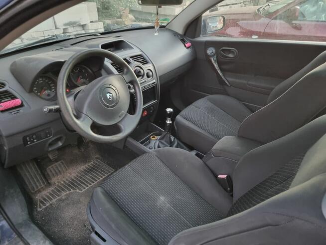 Renault Megane Authentique 2005 – 1.6 benzyna, manual Jawor - zdjęcie 9