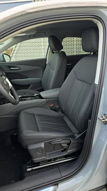 Audi Q3 e-hybrid 272 KM S tronic Radom - zdjęcie 8