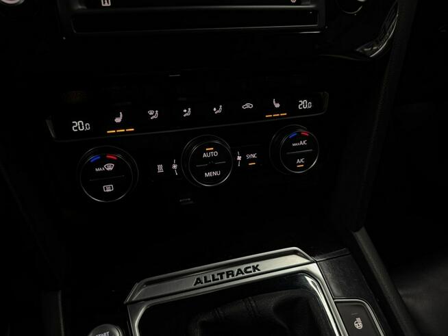 Volkswagen Passat Alltrack Sadlno - zdjęcie 12
