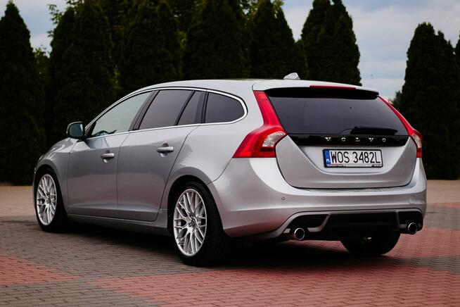 Volvo V60 2.0_163KM_Rdesign_Automat Rzekuń - zdjęcie 12
