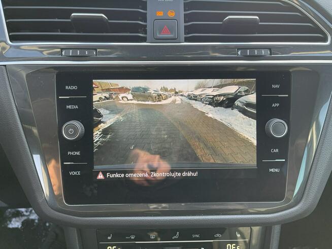 Volkswagen Tiguan Automat Klimatronik Podgrzewanie Kamera Gliwice - zdjęcie 10