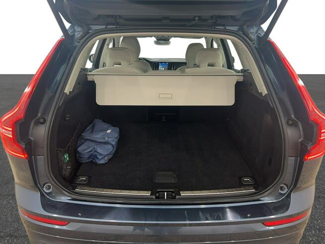 Volvo XC60 B Core aut Kombi Warszawa - zdjęcie 11