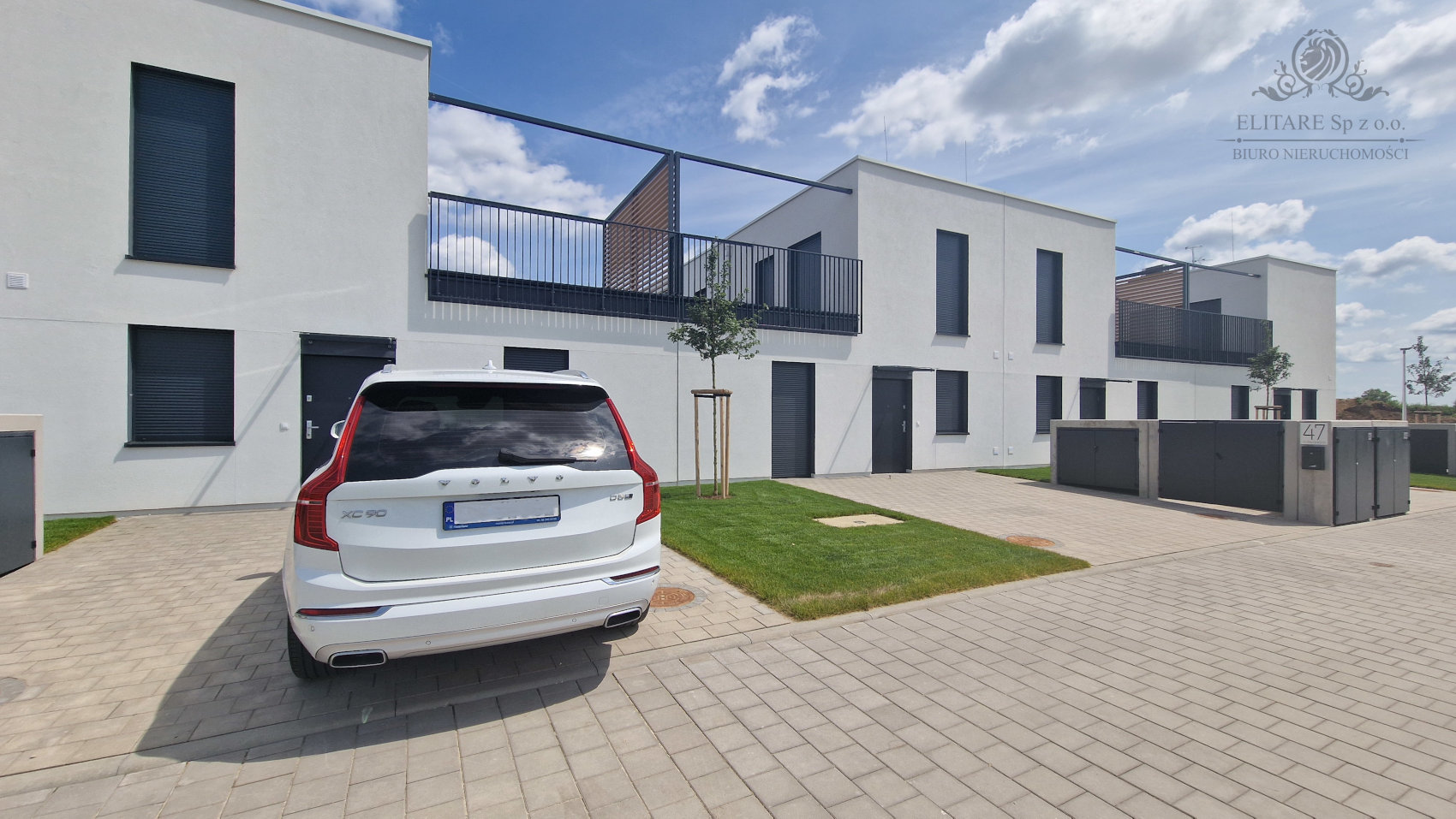 Mieszkanie Atrialne 82,50m2+ogr.17m2+ taras22,1m2+mp/ Jagodno Wrocław - zdjęcie 1