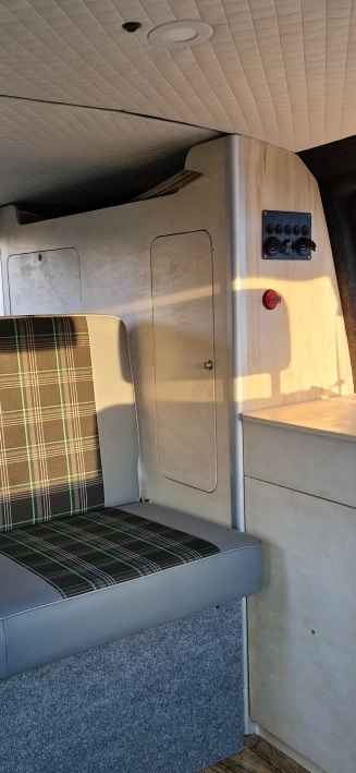 Sprzedam Volkswagen T4, - 2,4 d, 1994 z zabudową kamperową Ostrów Wielkopolski - zdjęcie 11