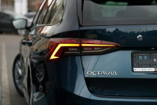 Škoda Octavia 1,5 TSI Ambition Automat ,gwarancja Tychy - zdjęcie 9
