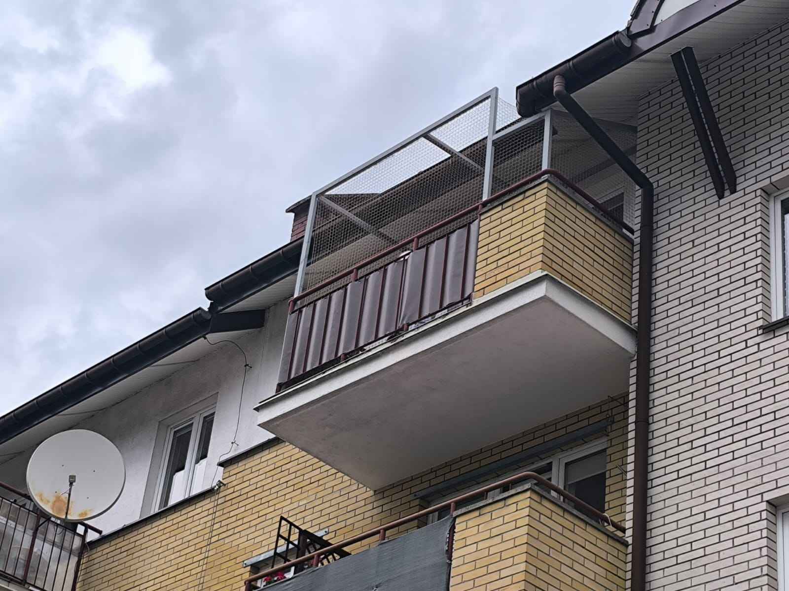 Zabezpieczamy balkony siatkami - bezpieczeństwo dla kotów Białystok - zdjęcie 2