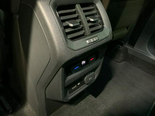 Volkswagen Tiguan Sadlno - zdjęcie 9