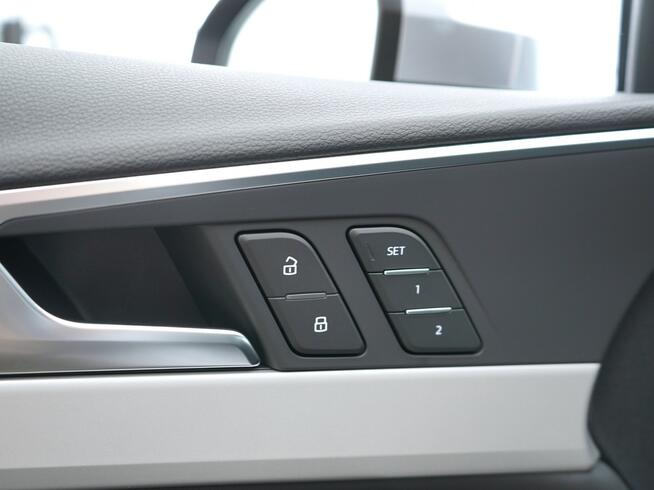 Audi A4 35TFSI 150KM Nav TempomatACC Kamera ElektryczneFotele Ambiente Kielce - zdjęcie 12