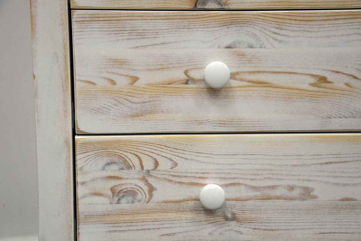 komoda z szufladami z drewna sosnowego - jak nowa Olsztyn - zdjęcie 5