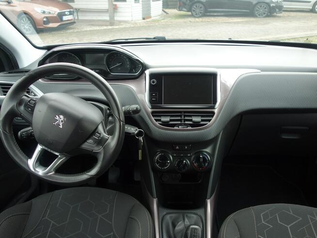 Peugeot 2008 2015r 1.2 benzyna 82km bezwypadkowy klima niski przebieg Słupsk - zdjęcie 8