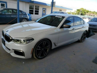 BMW M550i / M-Pakiet / xDrive / Niski przebieg / Tarnów - zdjęcie 3