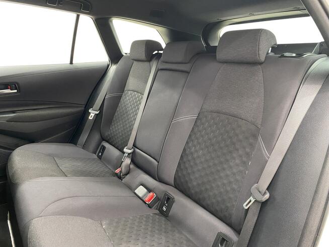 Toyota Corolla 1.8 Hybrid Comfort Kombi Warszawa - zdjęcie 12