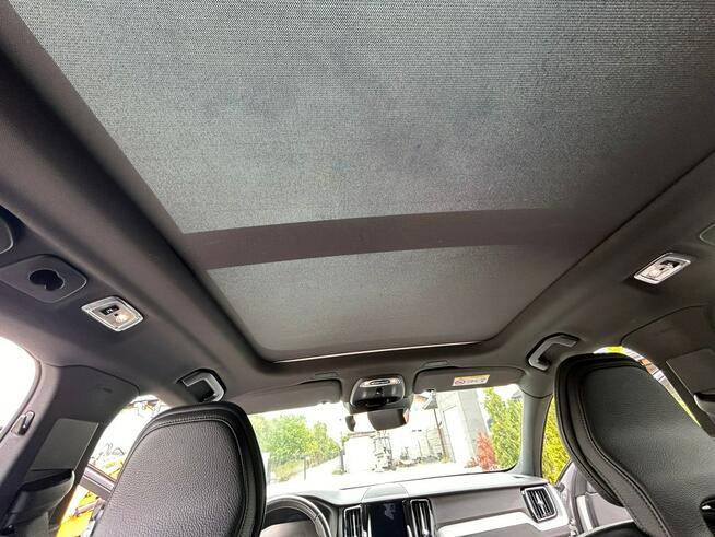 Volvo XC 60 R Design z Gwarancją Model 2020r Żyrardów - zdjęcie 8