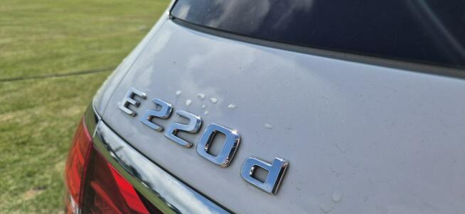 Mercedes E 220 4-MATIC-PNEUMATYKA-PANORAMA Paproć - zdjęcie 11