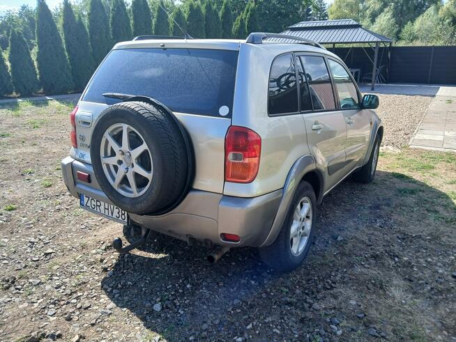 Toyota RAV-4 2.0 D4D 4X4 5 drzwi klimatyzacja alufelgi hak Gryfino - zdjęcie 4