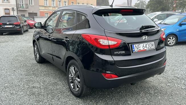 Hyundai ix35 Benzyna Zarejestrowany Ubezpieczony Elbląg - zdjęcie 12
