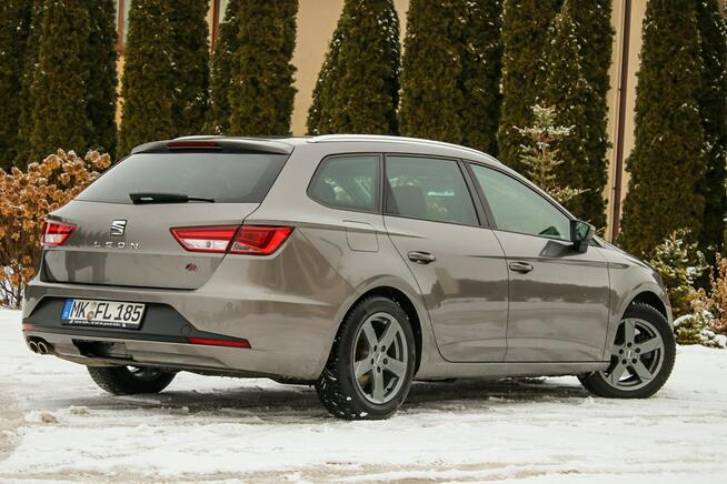 FR 184KM Matrixy Rada Manetki System Pasa Seat Sound Navi Poł Skóry Ostrów Mazowiecka - zdjęcie 8