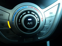 sprzedam ładnego HYUNDAIA  IX20 z 2014r 1.4 B  90 KM salon polska,serw Lublin - zdjęcie 12