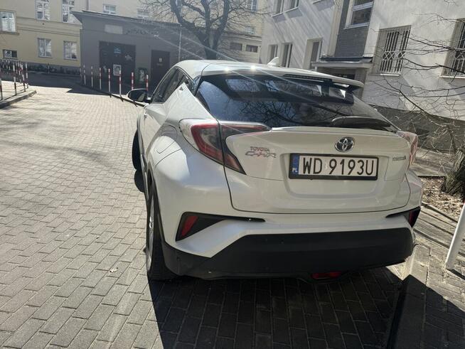 Toyota CH-r 1.8 hybryda 2018 Warszawa - zdjęcie 6