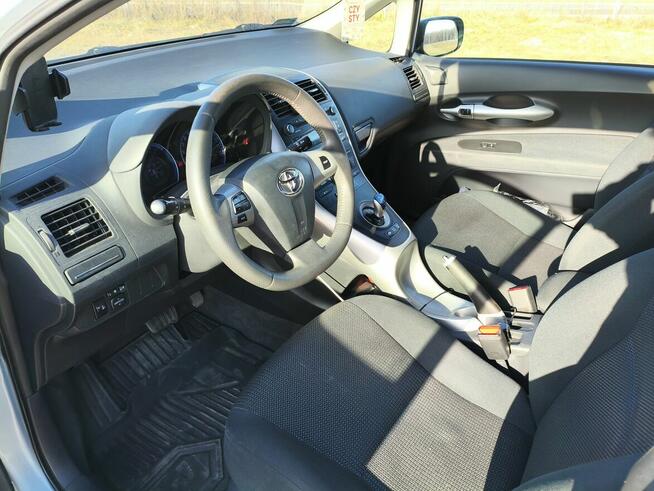 TOYOTA AURIS 1.8 HSD (HYBRYDA) 2010r. (OC i PT do 02.2027r.) Świdnik - zdjęcie 9