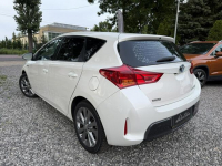 Toyota Auris 1.8 HSD 136KM  Serwisowany Kamera Ładny stan Otwock Mały - zdjęcie 4