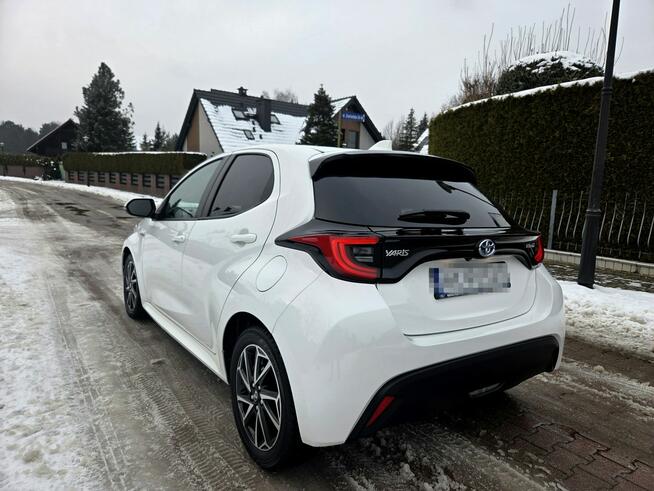 Toyota Yaris Hybrid 1.5 Benz. 116KM 2021r LED, Kamera, Tempomat Tychy - zdjęcie 4