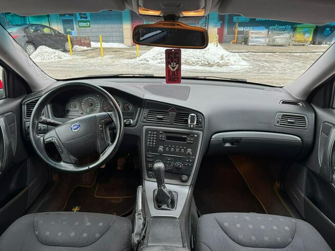 Volvo V70 z niezawodnym silnikiem 2,4D 163KM Rumia - zdjęcie 9