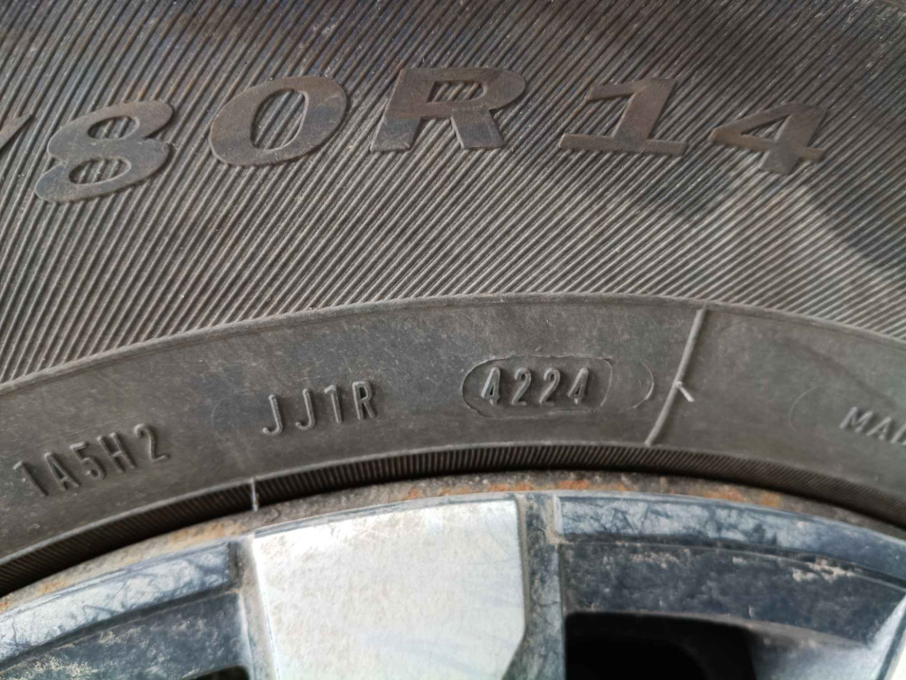 Sprzedam golfa 4 benzyna gaz 1.6 16V Kiełczów - zdjęcie 6