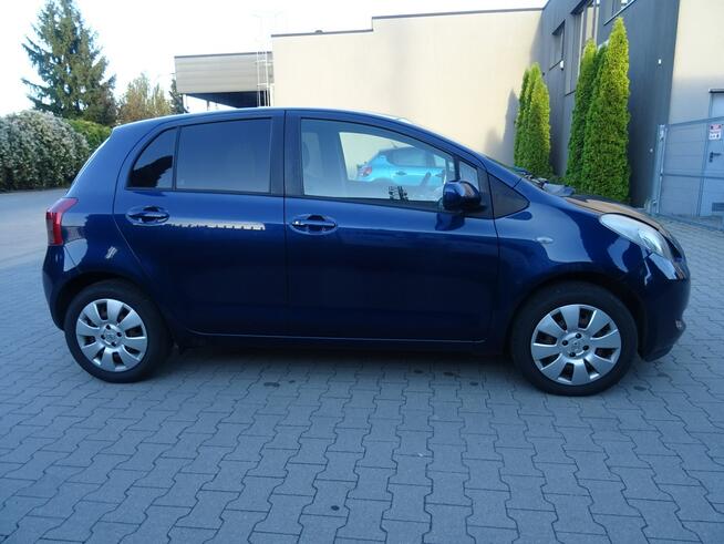 Niezawodna Toyota Yaris 1.3 z klimatyzacją. Łódź - zdjęcie 6