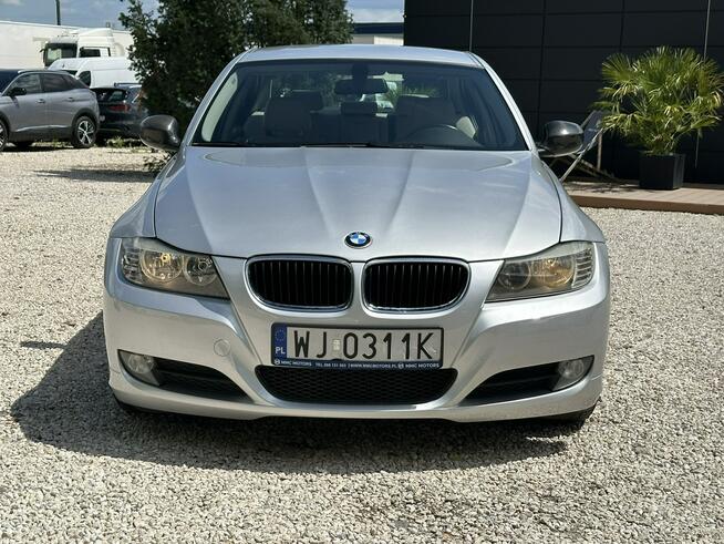 318d 136kM! Manual! Skórzane fotele! Dwustrefowa klimatyzacja! Pęcice - zdjęcie 2