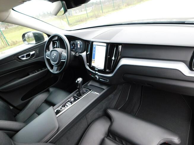 Volvo XC 60 z Gwarancją Bezwypadkowe 100% Model 2020r Żyrardów - zdjęcie 8