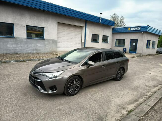 Toyota Avensis Bezwypadkowy, biksenon, skóra, stan BDB Janów Lubelski - zdjęcie 2