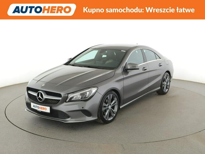 Mercedes CLA 180 automat skóra klima auto navi grzane fotele bi-xenon Warszawa - zdjęcie 1