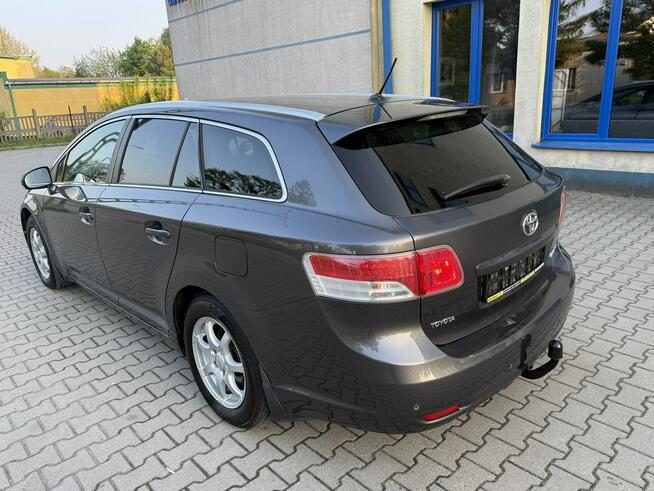Toyota Avensis 2.0B 2011r Climatronic Automat Alufelgi Serwis Hak! Sokołów Podlaski - zdjęcie 2
