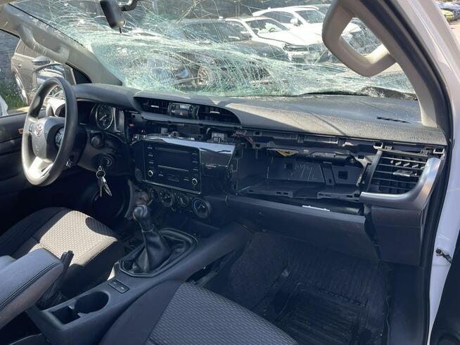 Toyota Hilux Duble CAB 4x4 Klimatyzacja Gliwice - zdjęcie 11