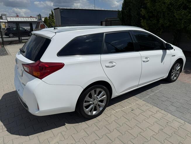 Toyota Auris Zielona Łąka - zdjęcie 3