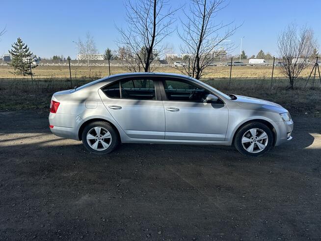 Sprzedam octavie 2.0 dti 150km Wróblowice - zdjęcie 4