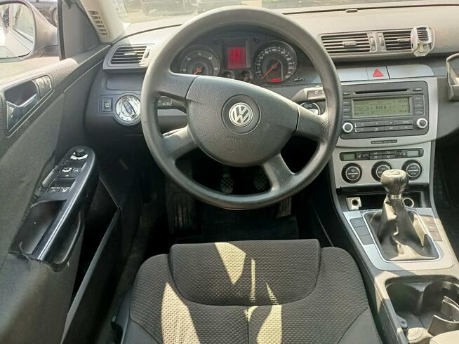Volkswagen Passat 2.0 TDI 140km 05r Tarnów - zdjęcie 7