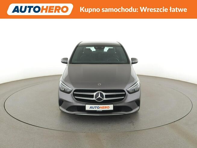 Mercedes B 180 automat półskóra navi kamera grzane fotele LED Warszawa - zdjęcie 11