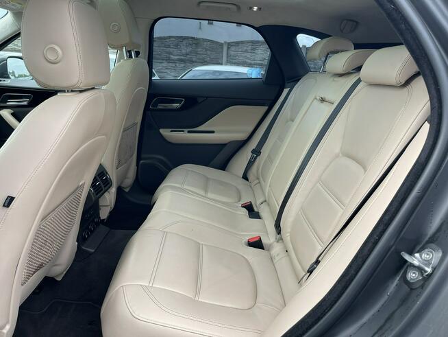 Jaguar F-PACE Prestige Automat AWD Kamera Skóra Panorama 241KM Gliwice - zdjęcie 11