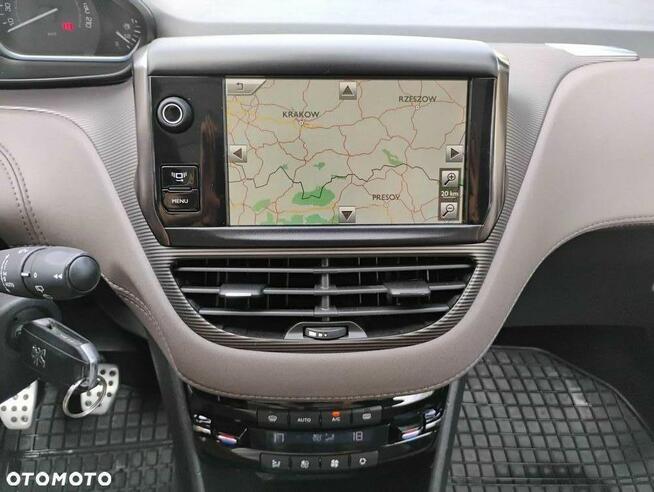 Peugeot 2008 2013r, 1.6HDI 115KM. Panorama. LED. 152000km. Parczew - zdjęcie 12