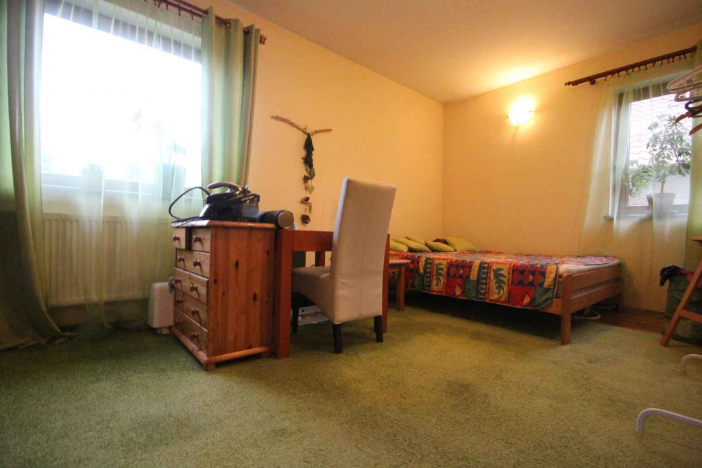 7pok, 230met, okolice Wierzbowej GARAŻ/OGRÓD/2005 (Długołęka) Długołęka - zdjęcie 9