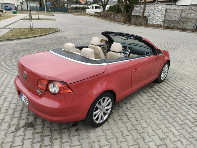 Volkswagen EOS 2.0 TSI / AUTOMAT / JASNE WNĘTRZE / CABRIO Ostrów Wielkopolski - zdjęcie 4