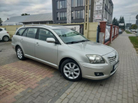 Toyota Avensis 2.0 D4D 126KM Klimatyzacja Łuków - zdjęcie 2