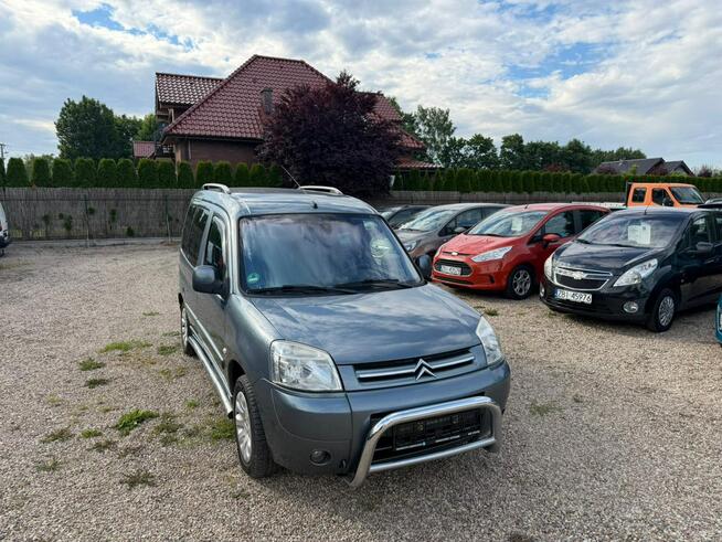 Citroen Berlingo 1,6 Benzyna 109KM 2007r Ładny Zadbant Białogard - zdjęcie 4