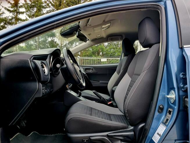 Toyota Auris Hybryda LED Serwis Tempomat Kamera Climatronic Gwarancja Szczecin - zdjęcie 9