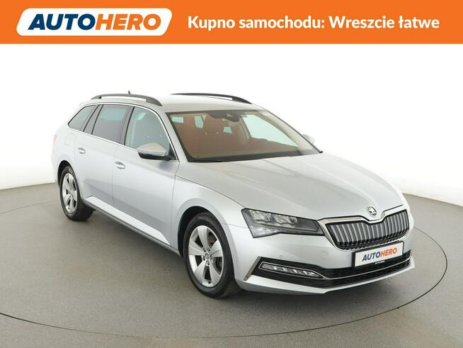 Škoda Superb full led automat fv23 niski przebieg navi kamera pdc Warszawa - zdjęcie 10