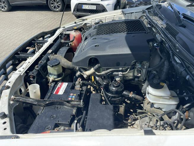 Toyota Hilux 4x4 Klimatyzacja Hak Gliwice - zdjęcie 12